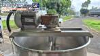Tacho cozinhador encamisado � vapor em a�o inox 300 litros