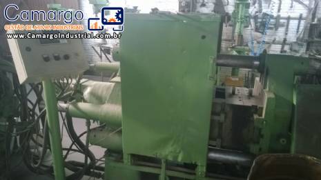 Injetora de plásticos para 180 ton Battenfeld usada à venda - Camargo ...