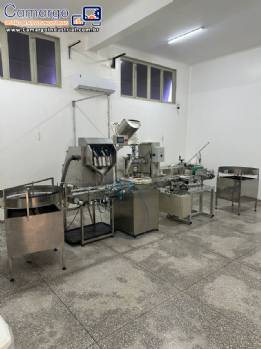 Linha de frascos contadora de capsulas tampadora rotuladora Linha de frascos contadora de capsulas tampadora rotuladora