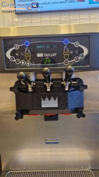 Máquina de sorvete expresso em inox Top Taylor com 3 bicos Máquina de sorvete expresso em inox Top Taylor com 3 bicos