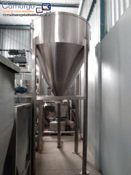 Silo para armazenamento em aço inox 2000 L Silo para armazenamento em aço inox 2000 L